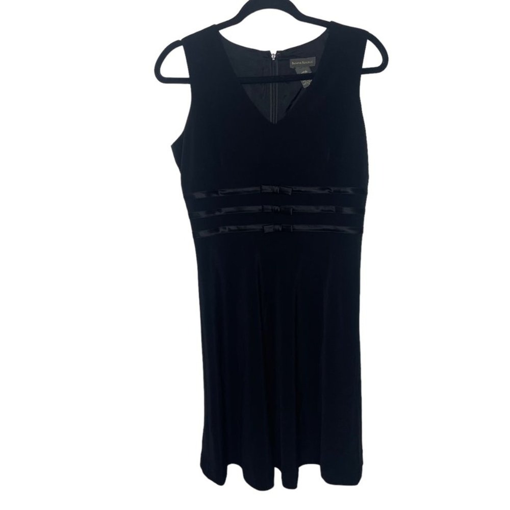 Banana Republic Black Sleeveless V-Neck Satin Bow Waist Cocktail Dress Size 6